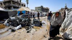 Izraelis praneša apie sulaikytą aukštą Hamas narį ir tris žuvusius per reidą Gazoje