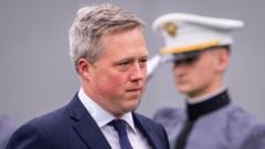 JAV armijos sekretorius Dan Driscoll atsistatydina po įtampų