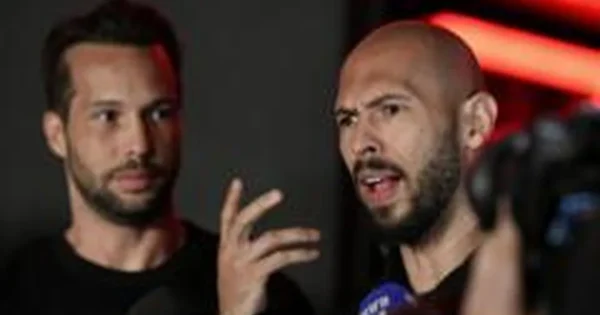 Broliai Tate’ai liks suimti JAV, kol ginčija ekstradiciją į Jungtinę Karalystę