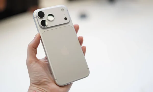 Pranešta apie „iPhone 18 Pro“ ir „iPhone 18 Pro Max“ baterijų talpas skirtingoms versijoms