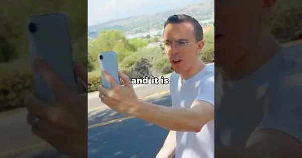Austin Evans teigia, kad po metų su „iPhone Air“ jį labiausiai nuvylė kamera
