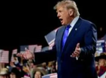D. Trumpas teigia, kad karas su Iranu nesibaigs iki lapkritį vyksiančių JAV vidurio kadencijos rinkimų