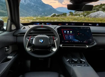 Pristatytas naujasis BMW 3 Series su CLAR platforma