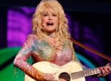 Dolly Parton vadybininkas apkaltino jos sūnėną grasinimais ir bauginimu
