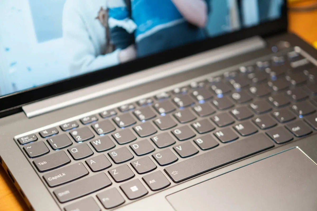 Windows 11 23H2 Enterprise ir Education palaikymas baigsis 2026 m. lapkričio 10 d.