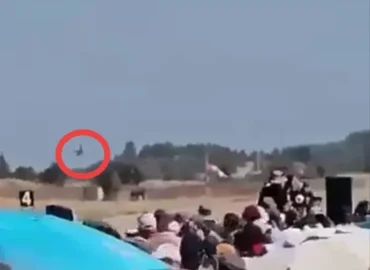Graikijos karinių oro pajėgų naikintuvas F-4 „Phantom“ sudužo per aviacijos šou netoli Atėnų