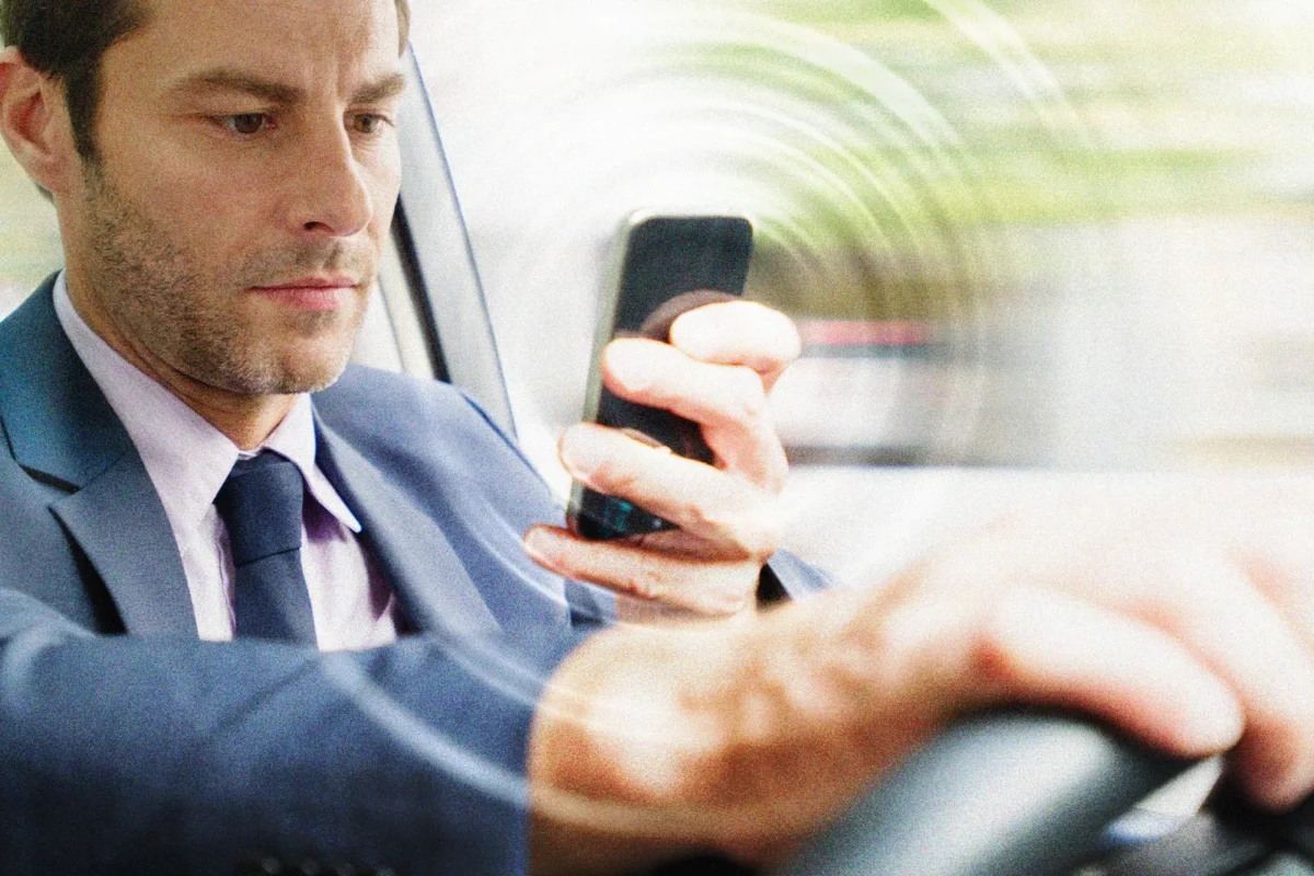 Nemokamos iOS ir Android programėlės gali padėti mažiau blaškytis telefonu