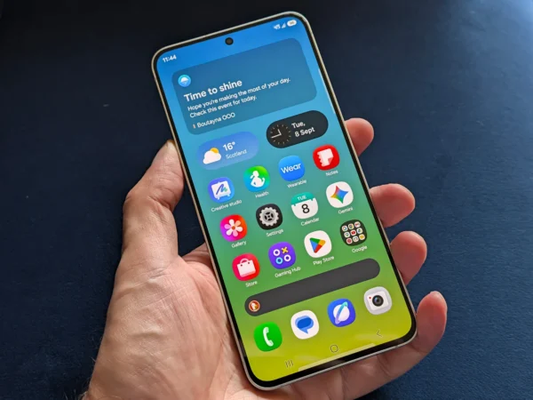 Samsung Galaxy S26 FE pabrango, o pagrindinis pokytis liko naujas procesorius