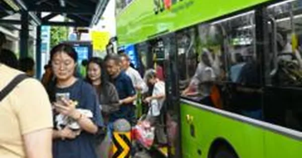 Singapūre įsigaliojo naujos elgesio viešuosiuose autobusuose taisyklės