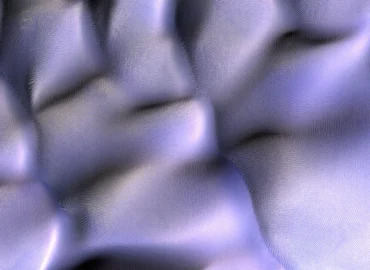 MRO HiRISE nuotraukose užfiksuoti kopų laukai Marso krateryje