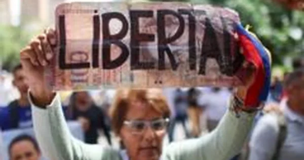 Venesueloje per dvi dienas paleisti 39 politiniai kaliniai