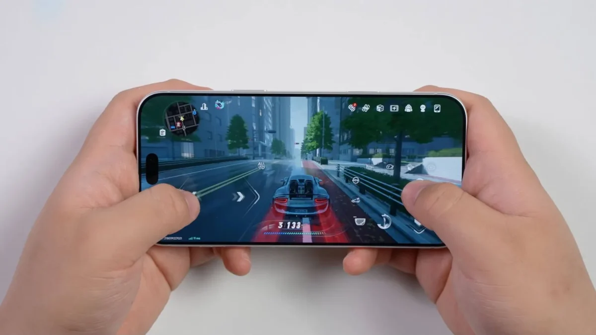 Bandymuose iPhone 18 Pro Max A20 Pro lustas veikė 5,9 W galia ir išlaikė 44,3 C temperatūrą