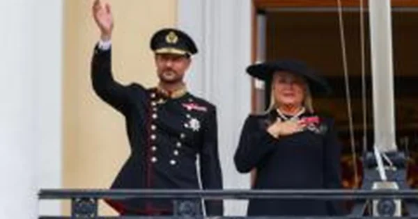 Osle surengtas atsisveikinimas su Norvegijos karaliumi Haraldu V