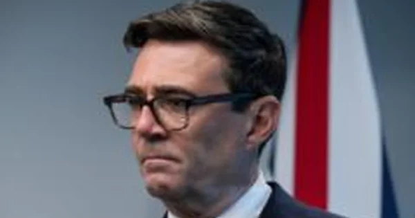 Andy Burnham pasveikino susitarimą dėl Grenlandijos saugumo