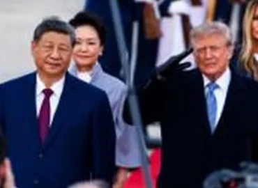 Trumpas Xi Jinpingą pasitiko ant raudono kilimo ir su B-1 bombonešių praskridimu