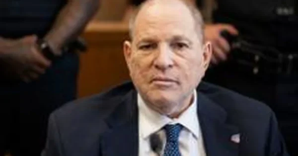 Harvey Weinstein Niujorke nuteistas 15 metų kalėjimo už seksualinį užpuolimą