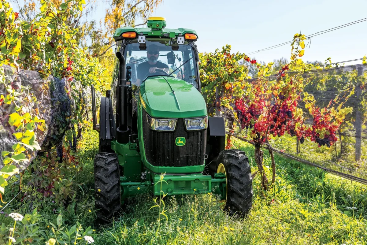 John Deere JAV ir Kanadoje siūlo savarankiško remonto paslaugą Operations Center PRO Service