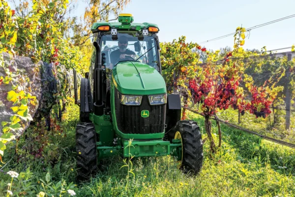 John Deere JAV ir Kanadoje siūlo savarankiško remonto paslaugą Operations Center PRO Service