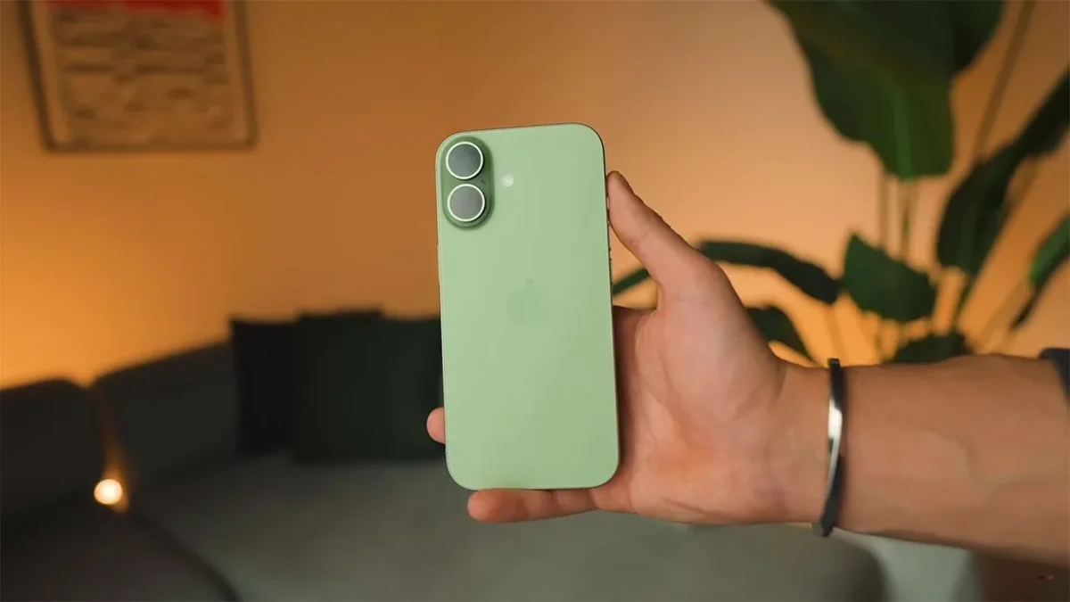 Apple 2025 metais pristatė „iPhone 17“, išankstiniai užsakymai pradėti rugsėjo 12 dieną