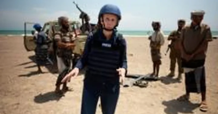 BBC korespondentė keliavo su Jemeno vyriausybei lojaliomis pajėgomis į dykumos frontą