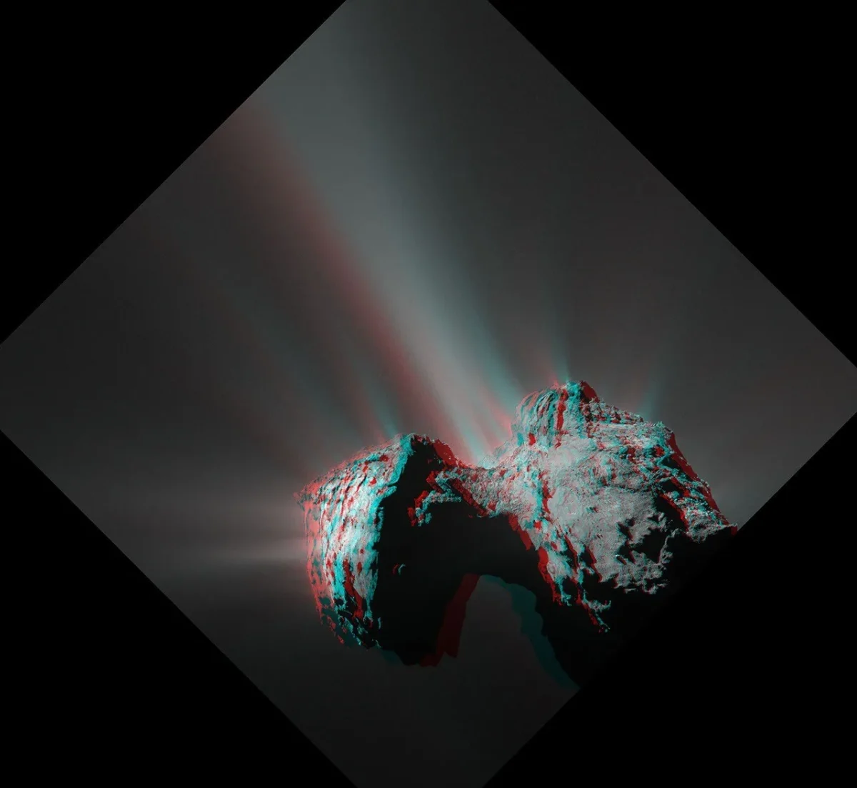 3D vaizde parodyta kometa 67P/Churyumov-Gerasimenko iš Rosetta misijos