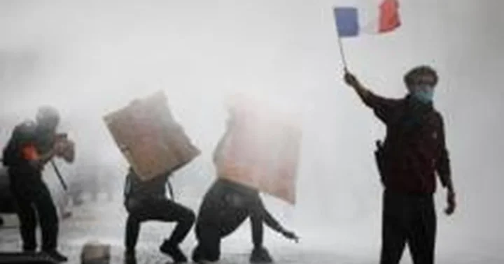Prancūzijoje prieš prezidento rinkimus kilo ginčas dėl studentų protestų politizavimo