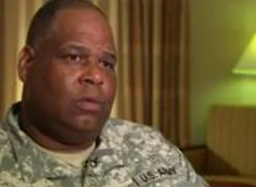 Fort Hood šaudynes išgyvenęs Alonzo Lunsfordas palaiko Nidalo Hasano egzekuciją sušaudant