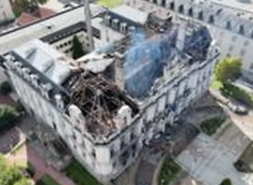 Prancūzijos miestuose po komendanto valandos naktis buvo rami, sako premjeras