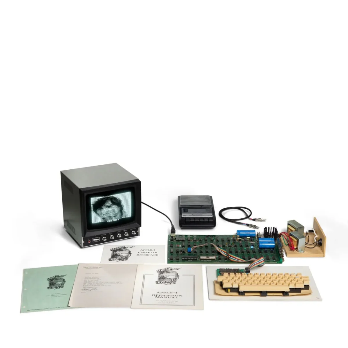 Internetiniame Bonhams aukcione Apple-1 kompiuteris parduotas už 1 148 200 dolerių