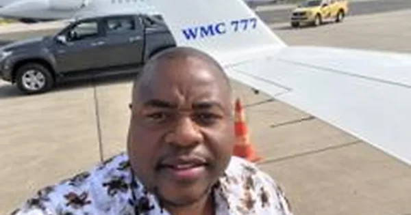 Zimbabvės verslininkas Wicknellas Chivayo ir jo žmona žuvo per sraigtasparnio katastrofą