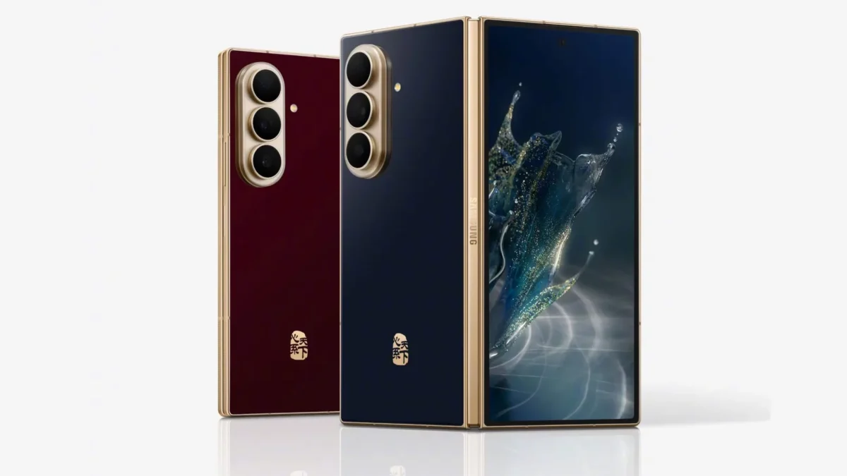 Samsung ir China Telecom pristatė sulankstomą telefoną W27 Kinijos rinkai
