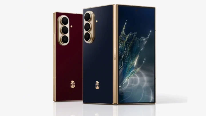 Samsung ir China Telecom pristatė sulankstomą telefoną W27 Kinijos rinkai