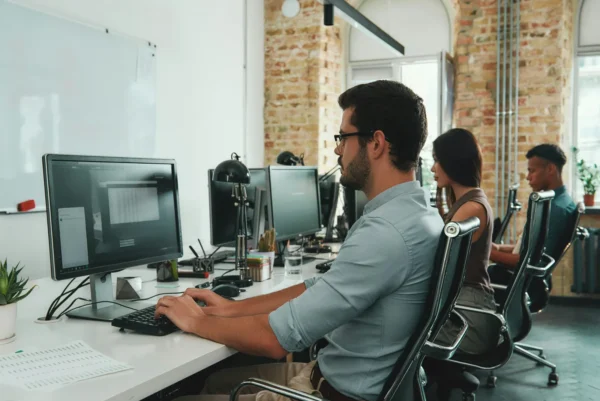 Configuration Manager 2603 ir 2609 palaiko Windows 11 26H2 diegimą
