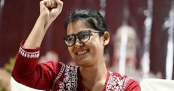 Neha Bora tapo vienu ryškiausių Indijos Gen Z protestų veidų