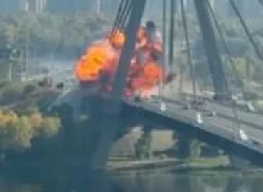 Per dronų ataką Kyjive smogta Pivničnyj tiltui