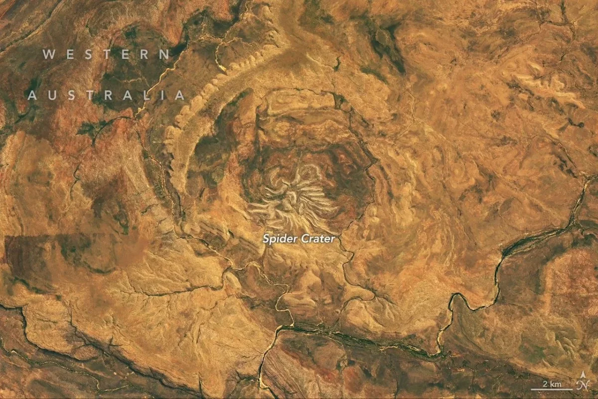 Vakarų Australijoje užfiksuotas smūginis krateris su vorą primenančiu raštu