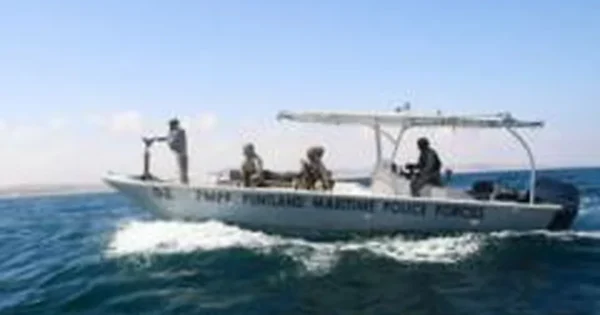 Somalio piratai prieš išlaisvinimą nužudė naftos tanklaivio įgulos narius