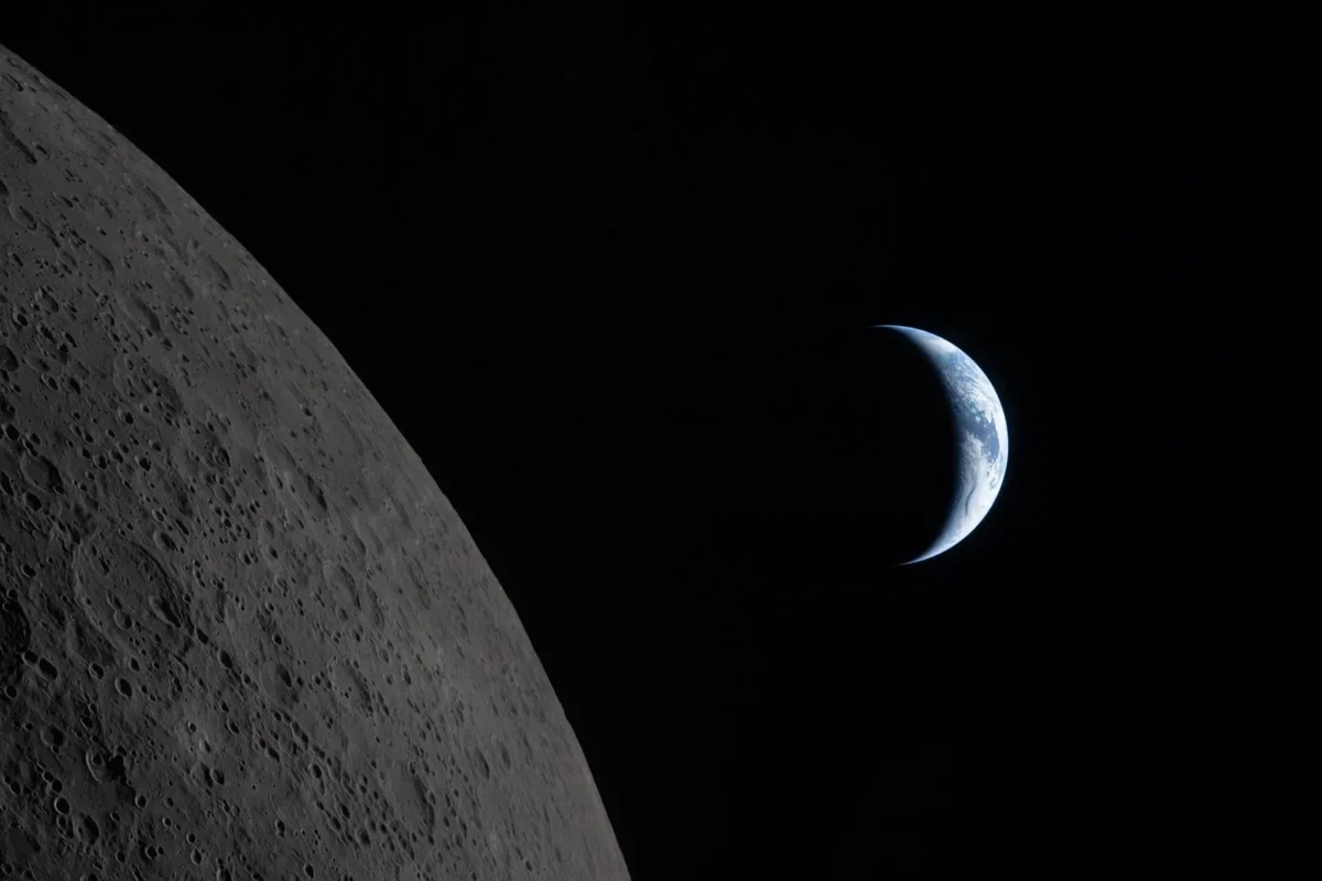 NASA paskelbė „Artemis II“ preliminarią Mėnulio mokslo ataskaitą