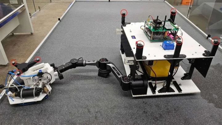 UIUC tyrėjų CORTEX algoritmas skirtas autonominiam priartėjimui prie nereaguojančių palydovų