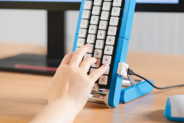 Google Japan pristatė konvejerio juostos principu veikiančią klaviatūrą
