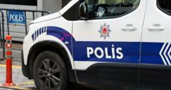 Turkijos policija surengė reidą opoziciniame kanale Halk TV ir sustabdė tiesiogines transliacijas