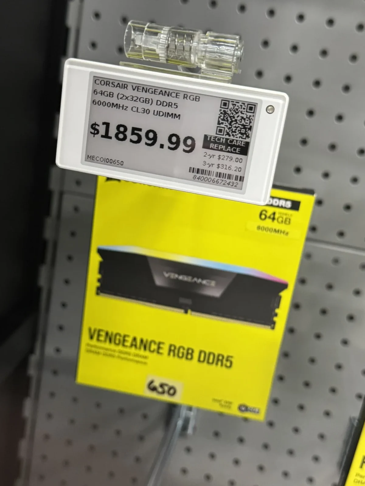2026 metais pranešta apie smarkiai išaugusias DDR5 ir SSD kainas