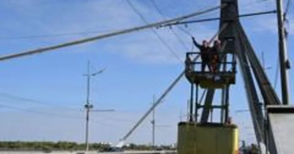 Per dronų ataką Kyjive smogta Pivničnyj tiltui