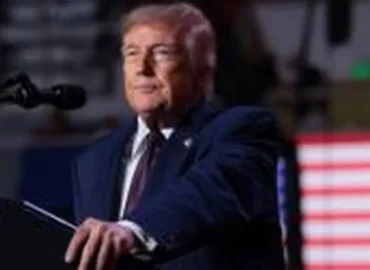 D. Trumpo susitarimas su Rusija išryškino spaudimą mažinti degalų kainas