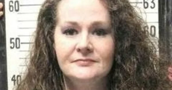 Po nesėkmingo mirties bausmės įvykdymo Christa Pike jau vaikšto ligoninės palatoje