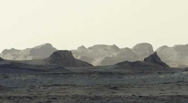 Curiosity paskelbė Marso paviršiaus panoramą iš 4982-osios misijos dienos